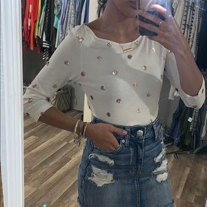 Beautiful white and gold shirt🧡🧡